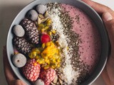 Banana Berry Smoothie Bowl | How to make berry smoothie