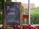 Rosa Canina Wine    i  Ev Yapımı Gül Şarabı i