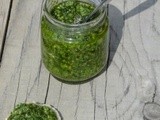 Pesto de fanes de radis