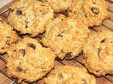 Chocolate Chip Raisin Oatmeal Cookies