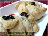 Vegetable Cheese Buns | Veggie Cheese Stuffed Buns