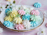 Sisa Putih Telur Masih Banyak? Bikin Resep Meringue Cookies Aja