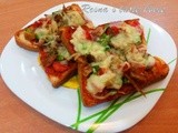 Chicken bread pizza