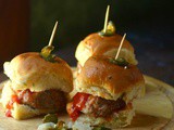 Hawaiian Meatball Sliders: Easy Tailgating Recipe