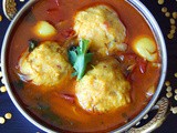 Paruppu Urundai Kuzhambu | Lentil Dumplings Gravy