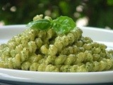 Pasta al pesto e ricotta