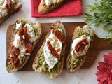 Bruschette al pesto e burrata