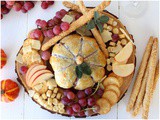 Camembert in pasta sfoglia a forma di zucca