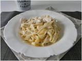 Fettuccine Alfredo con pollo