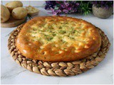 Focaccia con patate e formaggio