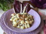 Gnocchi con radicchio e gorgonzola