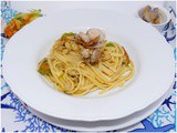 Pasta vongole e fiori di zucca