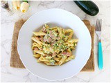 Penne al gorgonzola, zucchine e prosciutto cotto