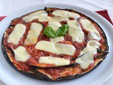 Pizza di melanzane