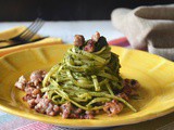 Spaghetti con crema di friarielli e salsiccia