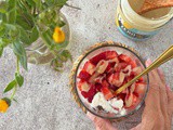 Cheesecake fragole ricotta e cocco, dolce light monoporzione