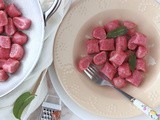 Gnocchi di barbabietola vegan (senza uova e patate)