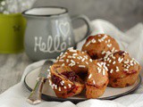 Muffin vegani integrali con cuore di marmellata