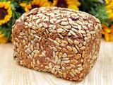 Pane keto fatto in casa: la ricetta con farina di mandorle e psillio
