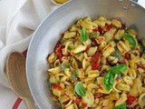 Pasta con zucchine, pomodorini e limone | Fresh tomato, zucchini & lemon pasta