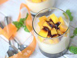 Panna cotta con mango e crema di aceto balsamico al lampone