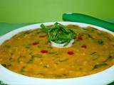 Palak moong dal