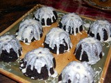 Chocolate Pumpkin Mini Cakes