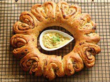 Herbed Garlic Butter Garland Bread ~ #Breadbakers