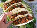 Easy Jackfruit Tacos