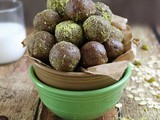 Easy No Bake Chocolate Pistachio Bites
