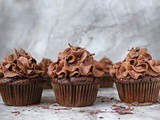 Easy Vegan Chocolate Cupcakes