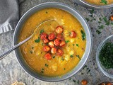 Roasted Garlic Pumpkin Soup