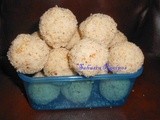 Fresh Coconut Rava Laddu / Pachi Kobbari Rava Ladoo