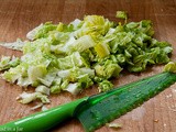 Is a Plastic Knife a Substitute for Vacuum-Packing Lettuce