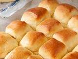 Yeast Cornbread Dinner Rolls: a Bread Machine Recipe