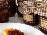 Speedy Spicy Caramelised Red Onion and Chilli Chutney