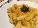 Pasta with Creamy Pumpkin Sauce