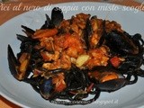 Pici al nero di seppia con misto scoglio