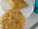 Galician Vegetarian Empanada / Empanada Gallega Vegetariana / Galician Vegetarian Empanada with Indian Twist