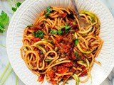 Recipe: Perfect Spaghetti alla pasta d'acciughe vegan e verdure