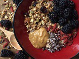 Blackberry, Goji Berry and Nut Butter Overnight Oats