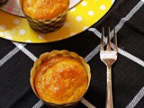 Eggless Mango Cupcake