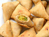 Gobi Matar Mini Samosa