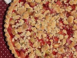 Strawberry-rhubarb crisp tart