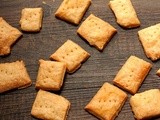 Cheddar Snack Crackers