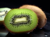 Is It Safe To Eat The Seeds Of Kiwi Fruit? Are They Toxic