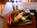 Gemüse mit Kokossahne und Reisnudeln