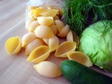 Muschelnudeln,Gorgenzolasauce,Salate