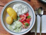 Quark,Kartoffeln,Tomatensalat,Gurkensalat, vegetarisch