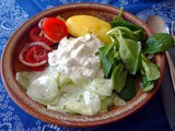 Quark,Pellkartoffen Salate Dreierlei,Obstsalat